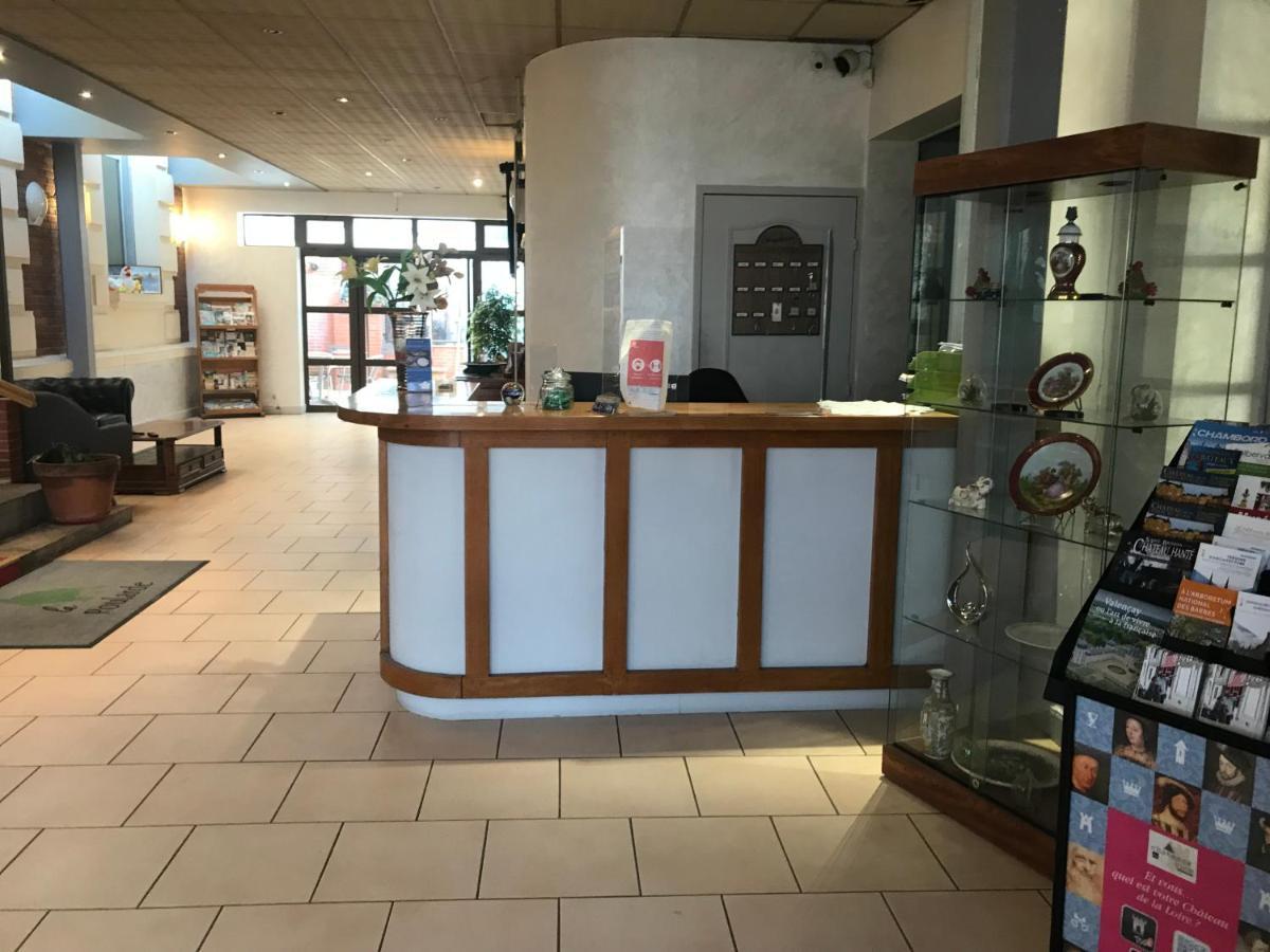 Hotel Le Beau Site Gien Zewnętrze zdjęcie