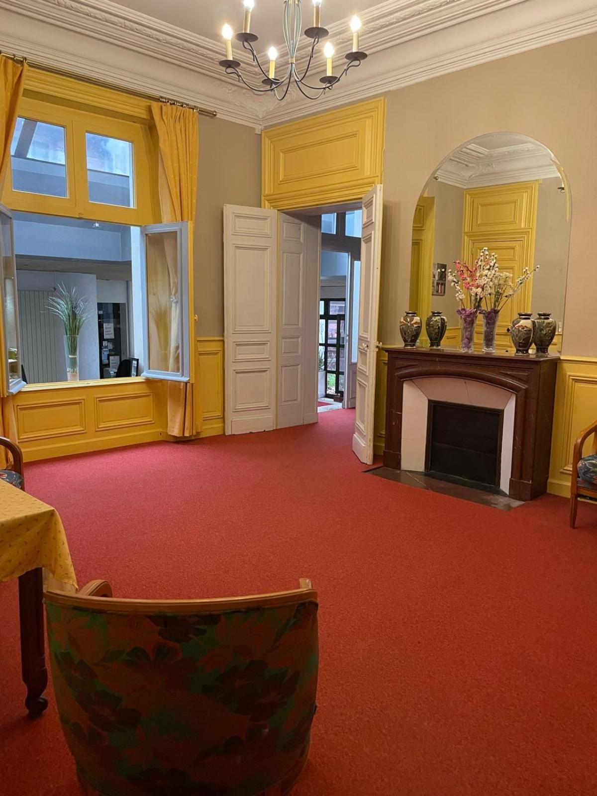 Hotel Le Beau Site Gien Zewnętrze zdjęcie