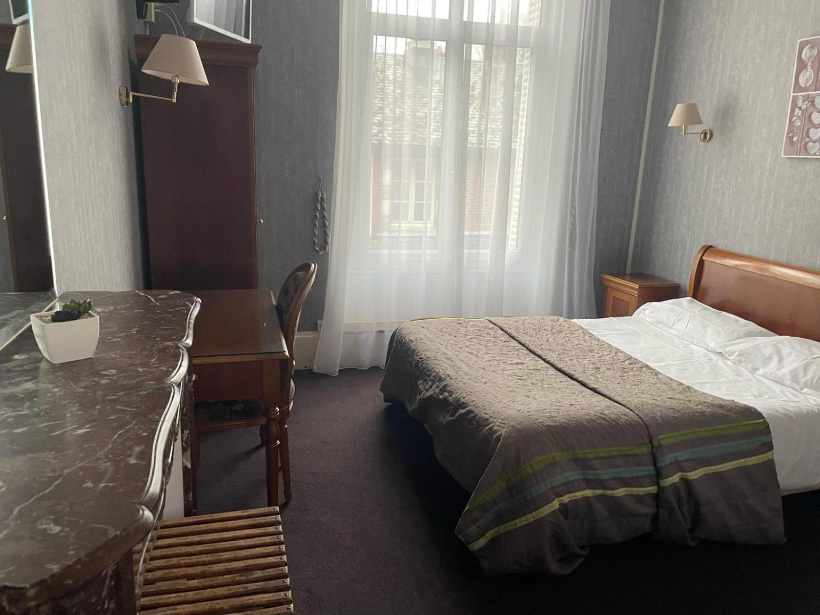 Hotel Le Beau Site Gien Zewnętrze zdjęcie
