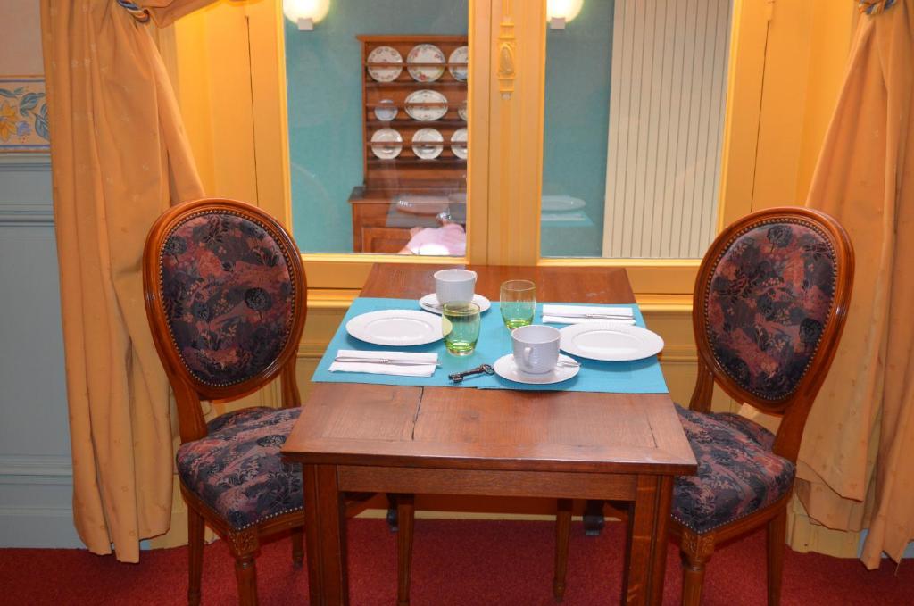 Hotel Le Beau Site Gien Zewnętrze zdjęcie