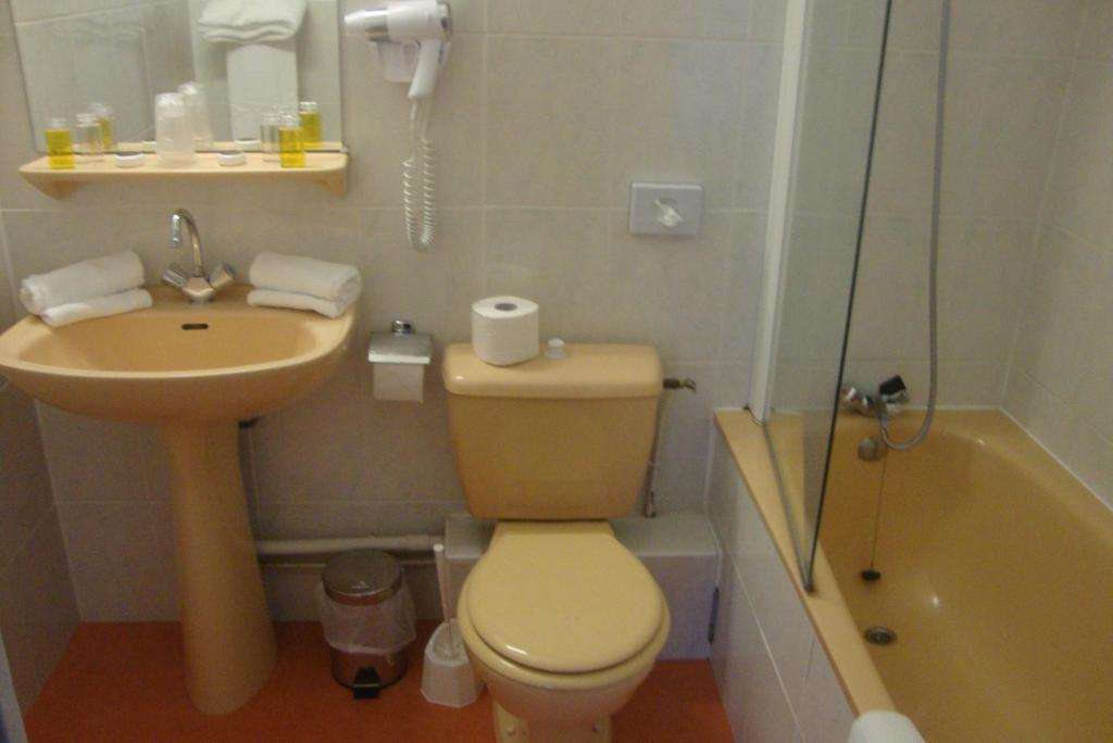 Hotel Le Beau Site Gien Pokój zdjęcie