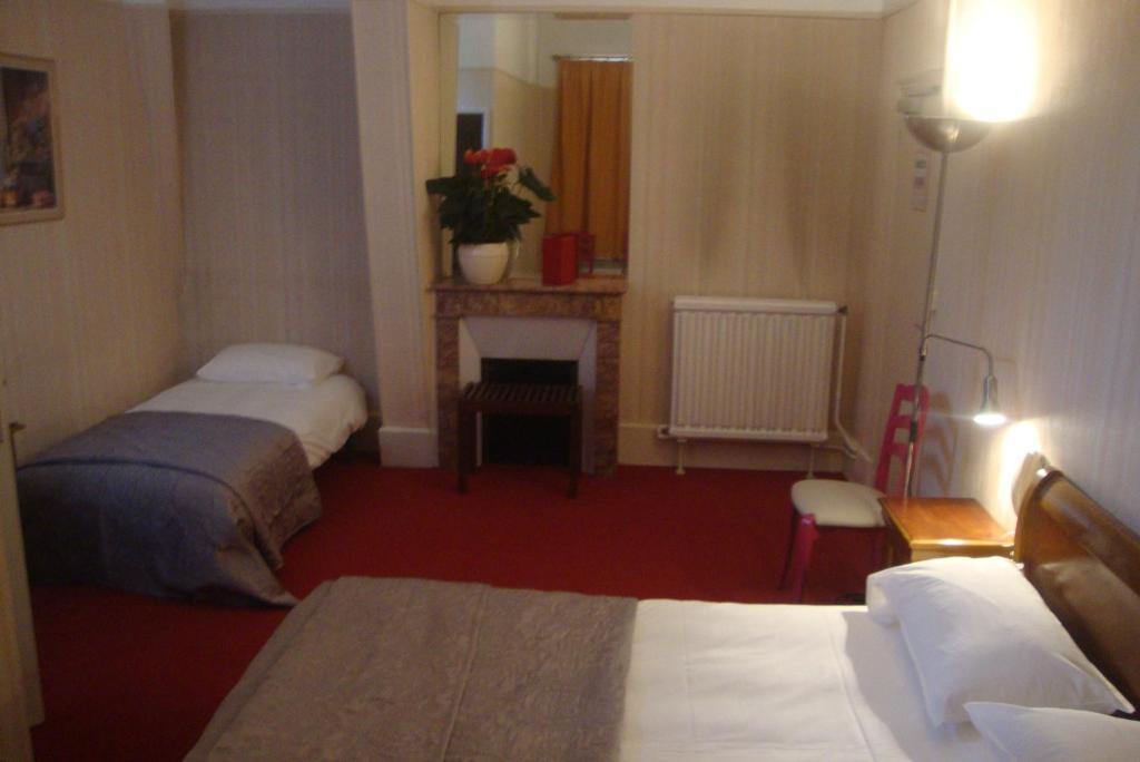 Hotel Le Beau Site Gien Pokój zdjęcie