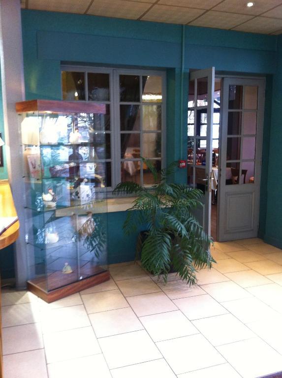 Hotel Le Beau Site Gien Zewnętrze zdjęcie